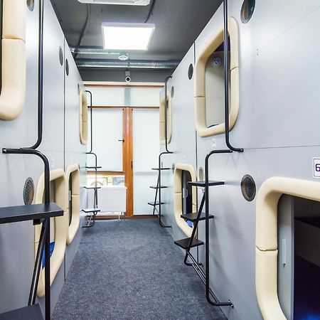 Av-1 Capsule Hotel Kiev Eksteriør bilde