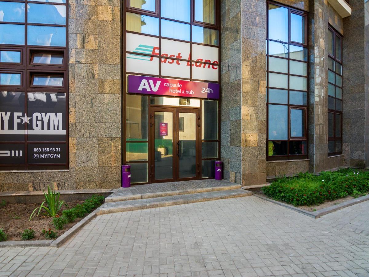 Av-1 Capsule Hotel Kiev Eksteriør bilde