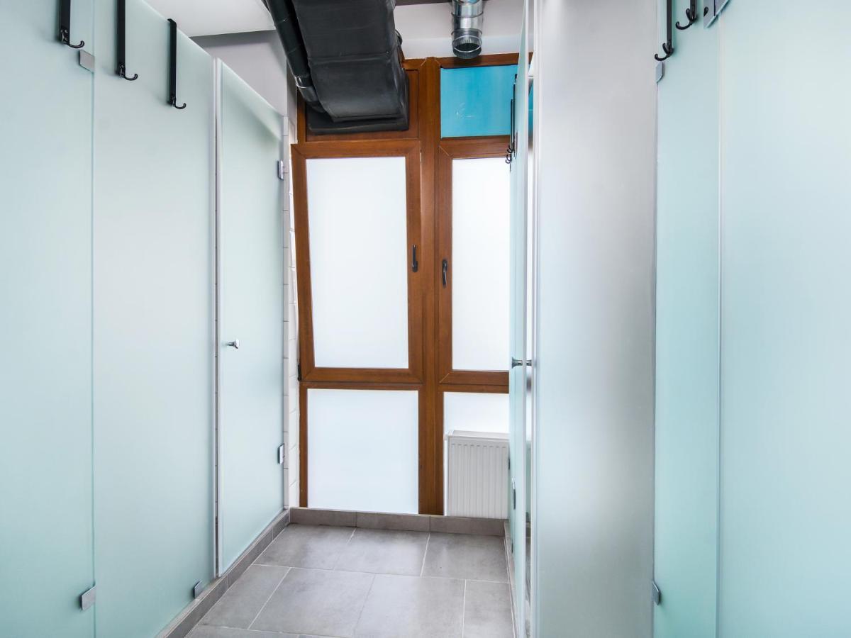 Av-1 Capsule Hotel Kiev Eksteriør bilde